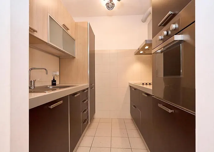 Daire Design House A/c Wifi 20 Minutes From Duomo