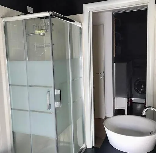 Comodo Bilocale Nuovo 公寓