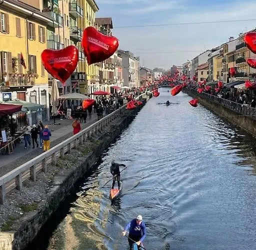 Navigli, 90 Square Meters, Free Parking Ripa Ticinese Apartamento *