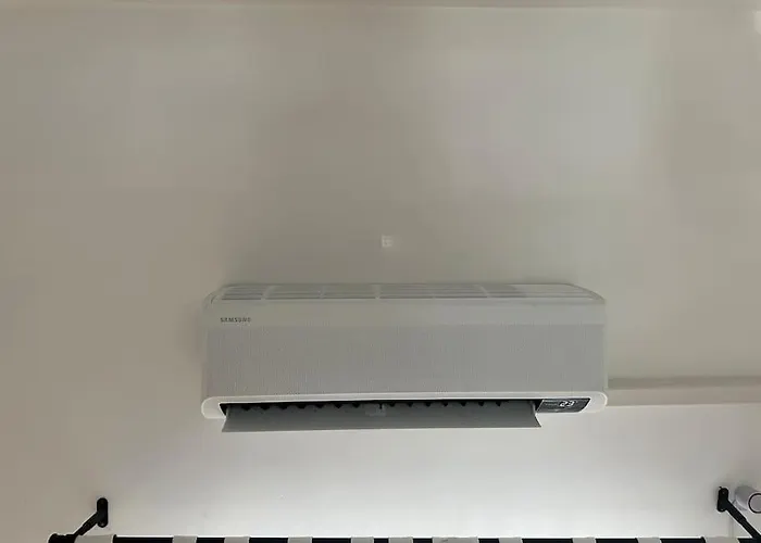 Loft Moderno Con Terrazzo *