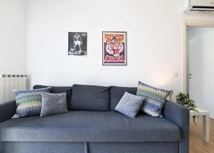 Primopiano - Bonomi Apartmán Milán