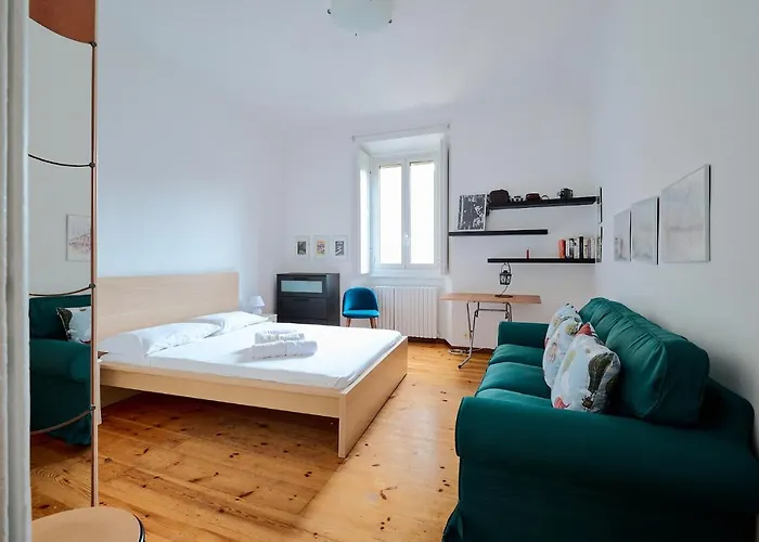 Xenia - In Navigli Area