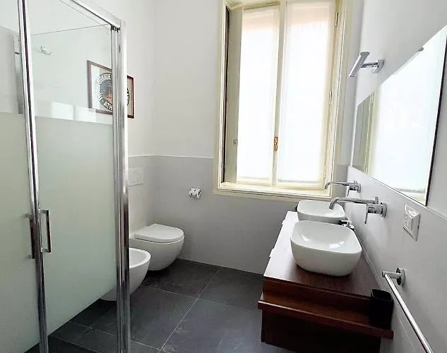 Cozy Duomo - Elegant & Quiet, 300m From Cathedral * מילאנו