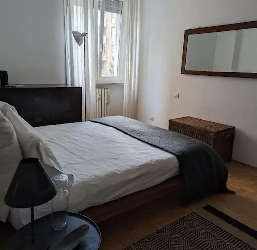 Modern And Comfortable Near The Subway