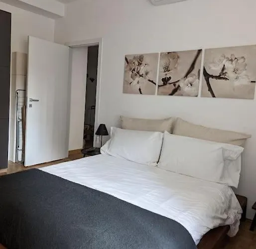 Modern And Comfortable Near The Subway Lejlighed Milano