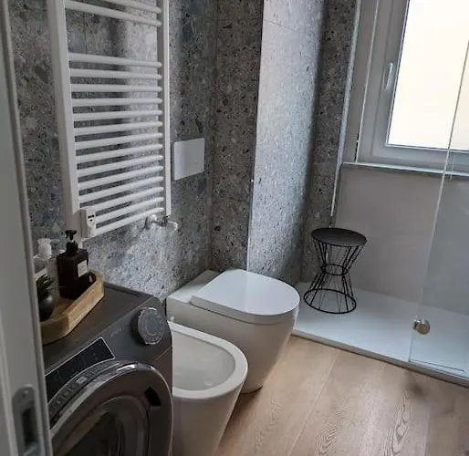 Modern And Comfortable Near The Subway *