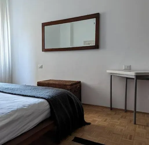 Modern And Comfortable Near The Subway Milão