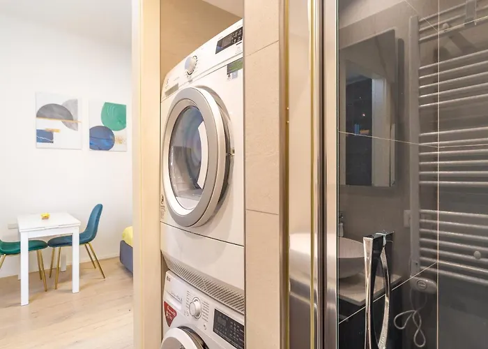 Apartment Marghera Duomo 10min, Fast Wifi & Metro Mailand