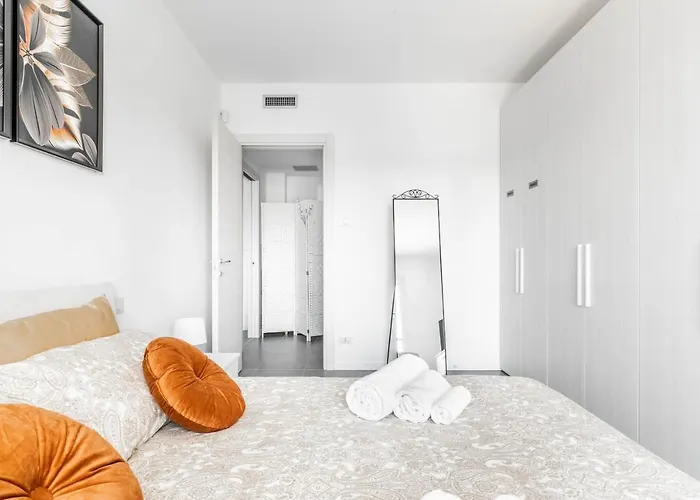 Harmony House - Rho Fiera 6min - Free Parking - Terrace Appartement *