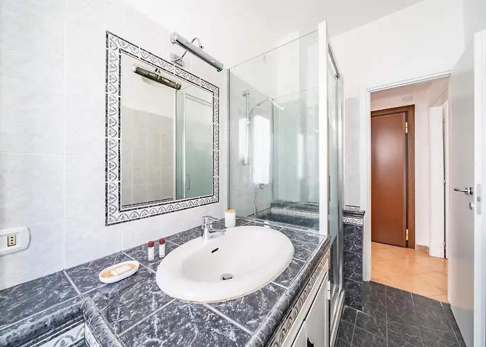 Cozy X4 - 450 Far From Lambrate Fs * Milán