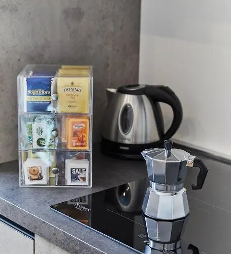 アパート Bright Two-room *