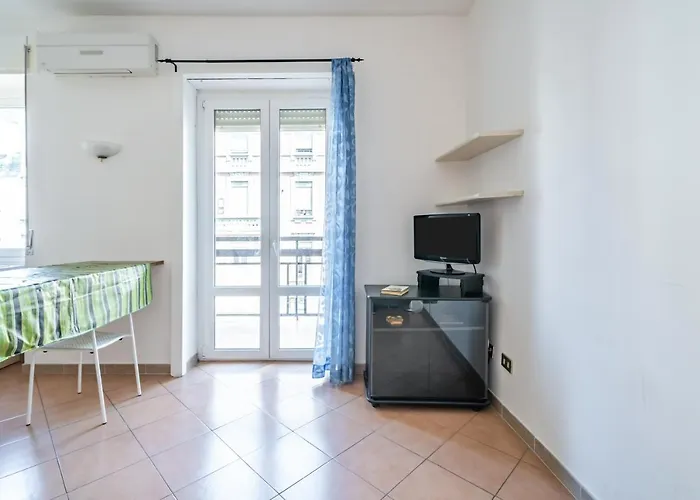 Cozy X4 - 450 Far From Lambrate Fs * מילאנו