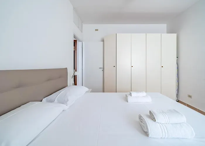 Cozy X4 - 450 Far From Lambrate Fs *