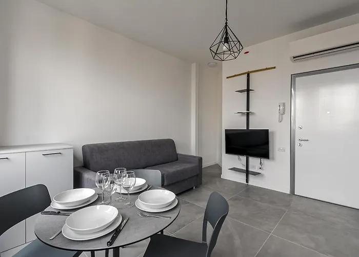 Im - Napo Torriani Stazione Appartamento