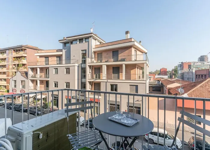 Cimiano 21, New * Milano