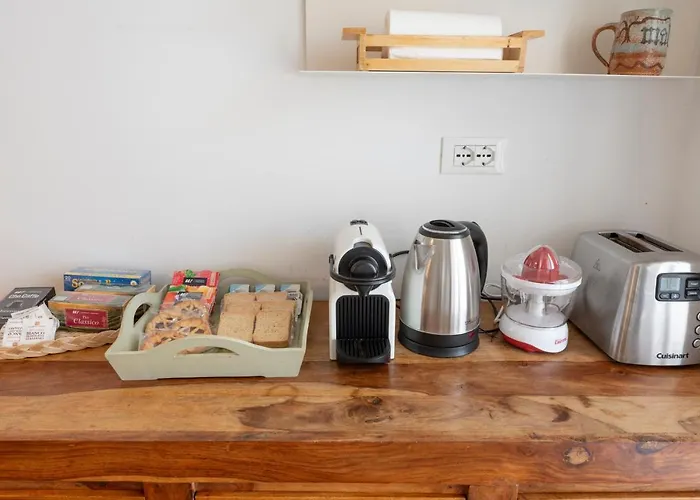 Apartment Ferrucci, 10 - Elegante Oasi Urbana A *