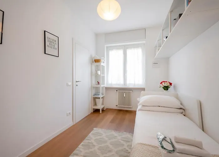 Ferrucci, 10 - Elegante Oasi Urbana A * Milan