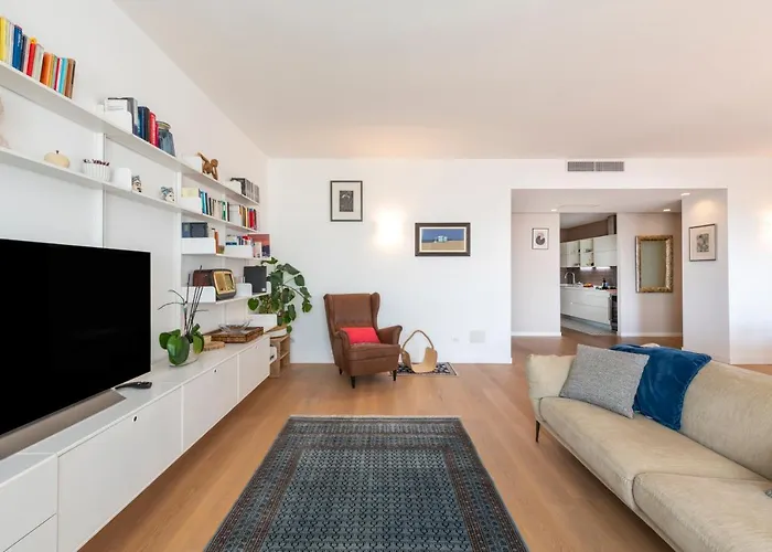 Apartment Ferrucci, 10 - Elegante Oasi Urbana A