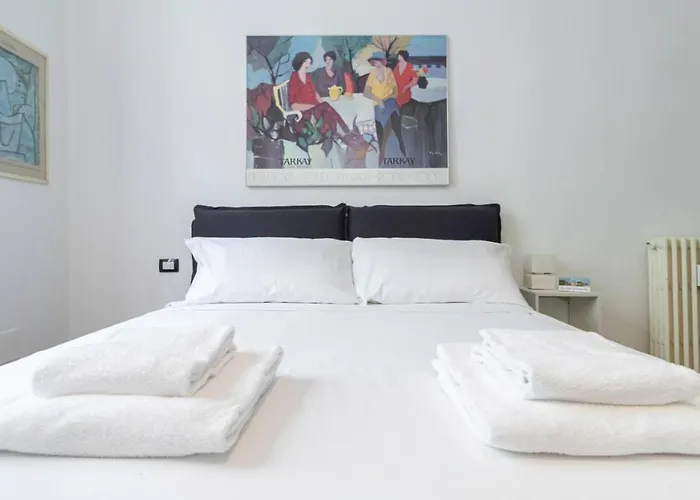 Italianway Easy - Sardegna 40 * Milán