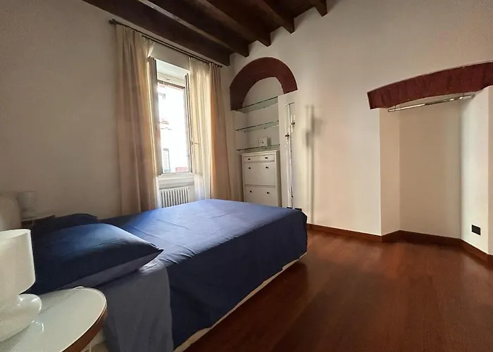 Duca Di Porta Romana, Viaorti Apartment *