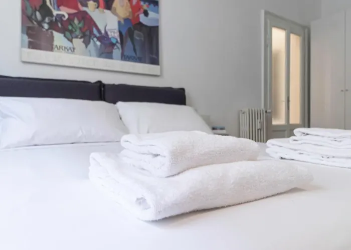 Italianway Easy - Sardegna 40 * Milán