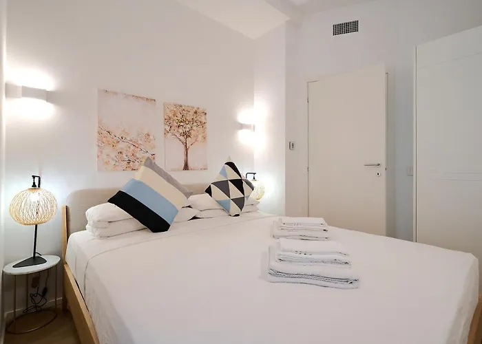 Repubblica Iii-hosted By Sweetstay * Milán