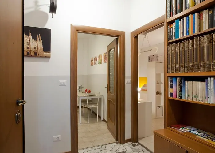 Tortona Design District Metro M4 Navigli Milano