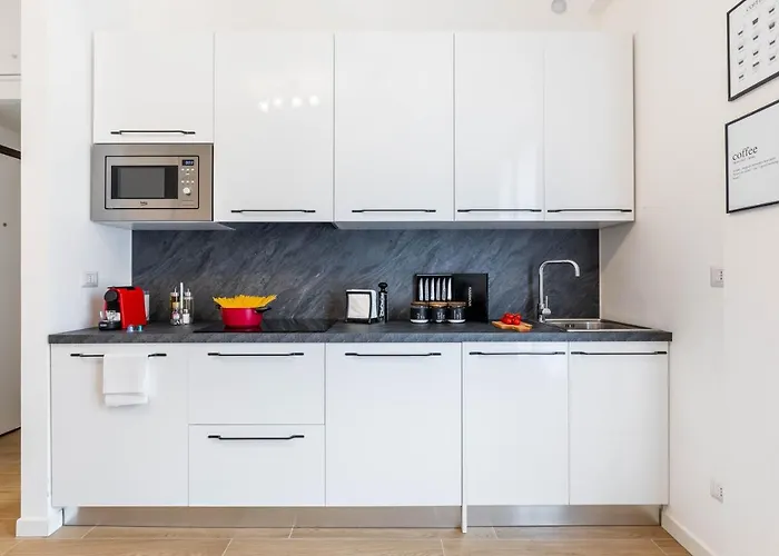 Prada & Bocconi - Cozy Studio, Fast Wifi, Tram