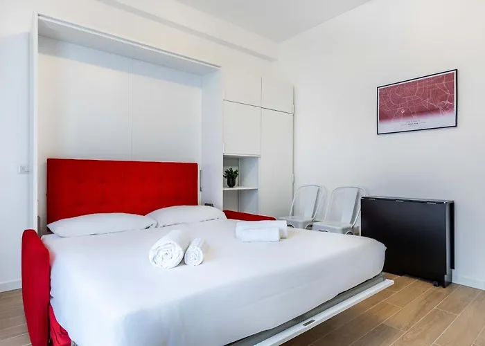 Prada & Bocconi - Cozy Studio, Fast Wifi, Tram דירה מילאנו