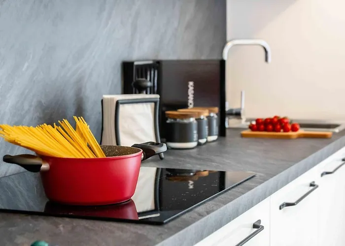 Prada & Bocconi - Cozy Studio, Fast Wifi, Tram *