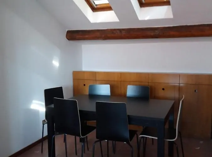 Very Close To The Area Lägenhet Milano