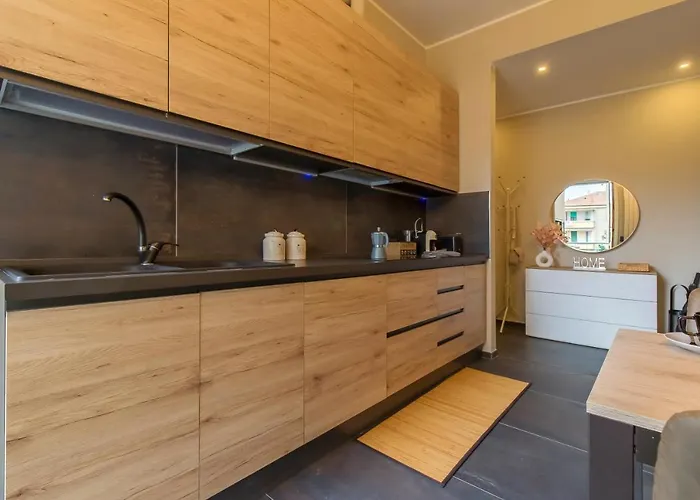 Modern & Bright 2 Bedroom Flat 50m From M4 Stop * Milán