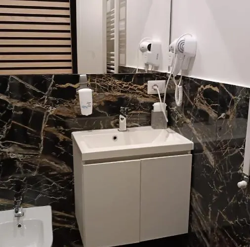 M97&rooms 97 Macchi Lägenhet *