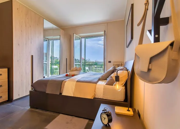 Apartmán Modern & Bright 2 Bedroom Flat 50m From M4 Stop *