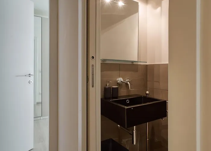 Joivy Vibrant 2bed With Balcony 公寓 *