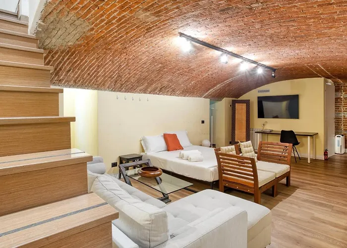 Joivy Modern And Spacious Family Flat Milán