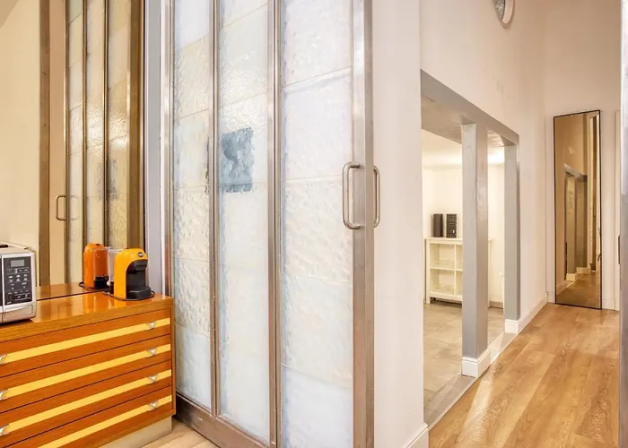 Joivy Modern And Spacious Family Flat