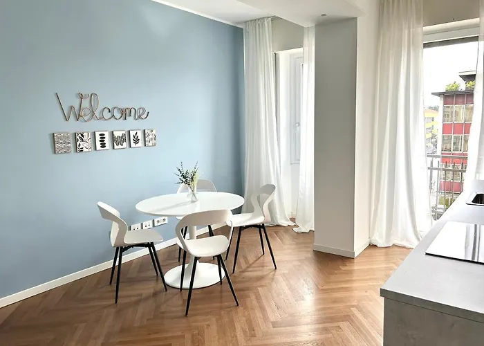 Your Window On The City - Via Gioia 아파트