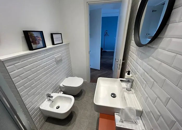 Your Window On The City - Via Gioia *