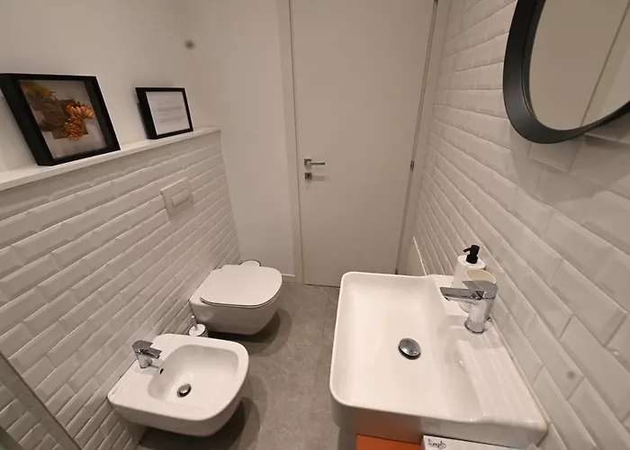 Your Window On The City - Via Gioia 밀라노