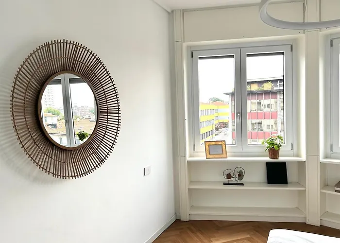 Your Window On The City - Via Gioia 밀라노