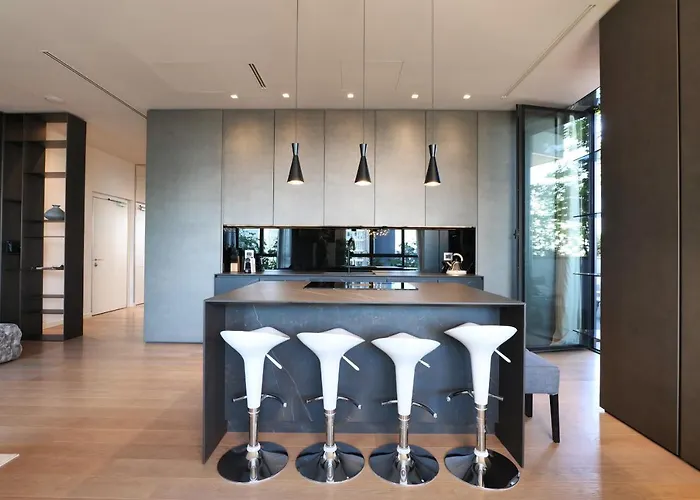 Apartment Luxury In Bosco Verticale Isola Mailand
