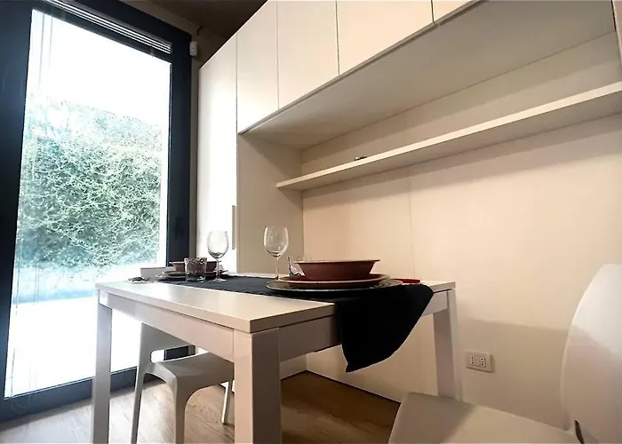 Urban House - Comfy Flat Navigli Center *