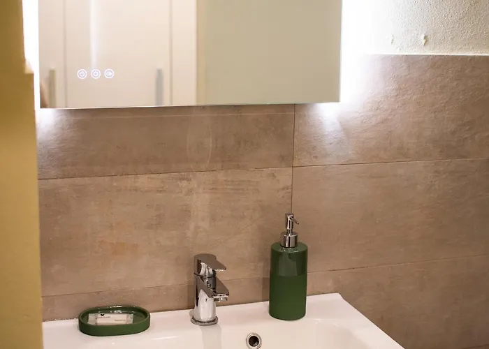 Soppalchino In Via Savona