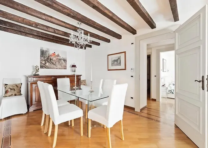 Easyhomes - Annunciata 公寓 *