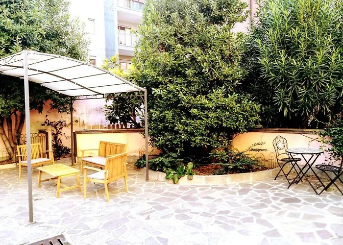 Un Insospettabile Angolo In Citta شقة *