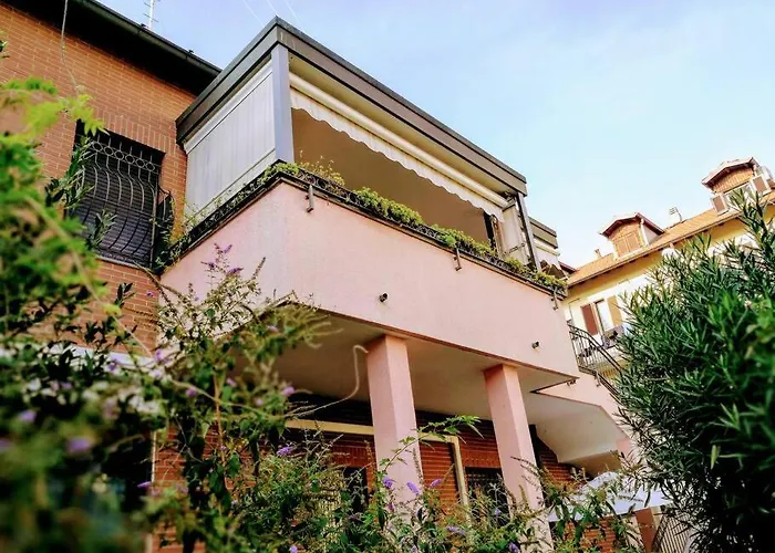 Un Insospettabile Angolo In Citta * ميلان