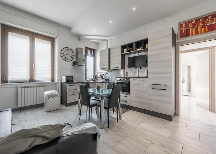 Nolo's Nest - Close To Station 公寓 *