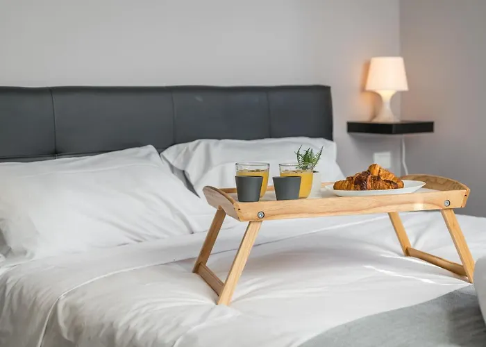 Nolo's Nest - Close To Station 公寓 *