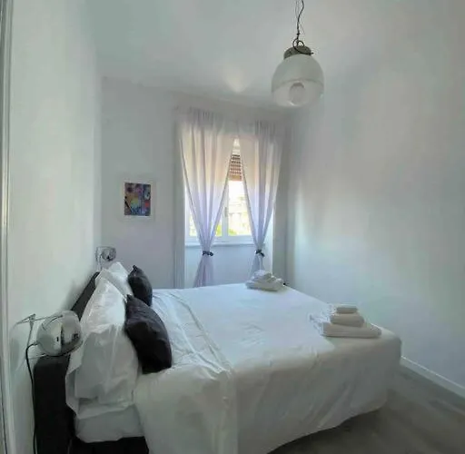 Olimpia Fidias Bilocale Isola Apartmán